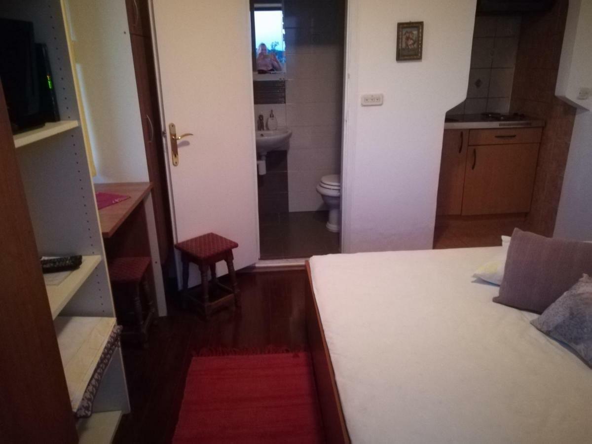 Apartmani Ivic Paka Rab Banjol Екстер'єр фото