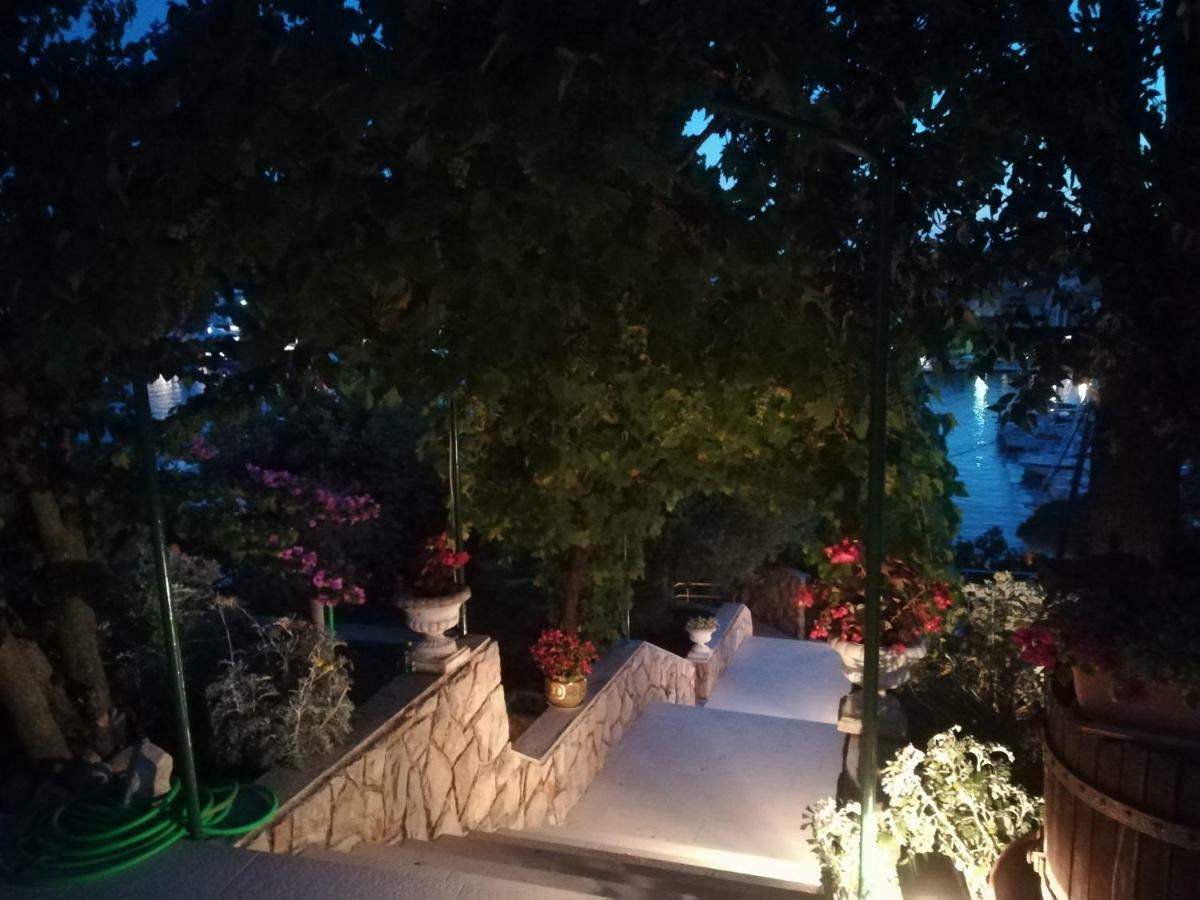 Apartmani Ivic Paka Rab Banjol Екстер'єр фото
