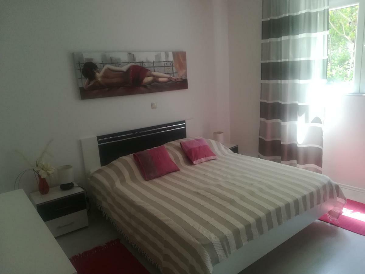 Apartmani Ivic Paka Rab Banjol Екстер'єр фото